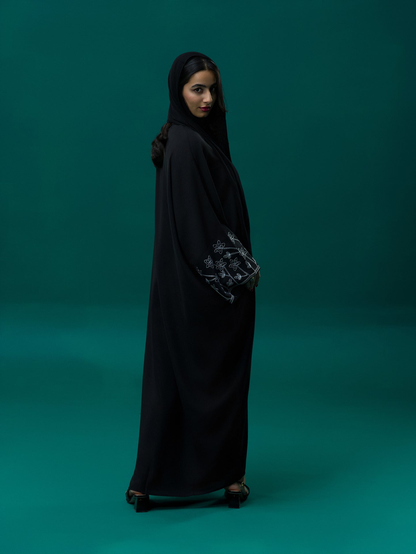 Black Abayani Floral