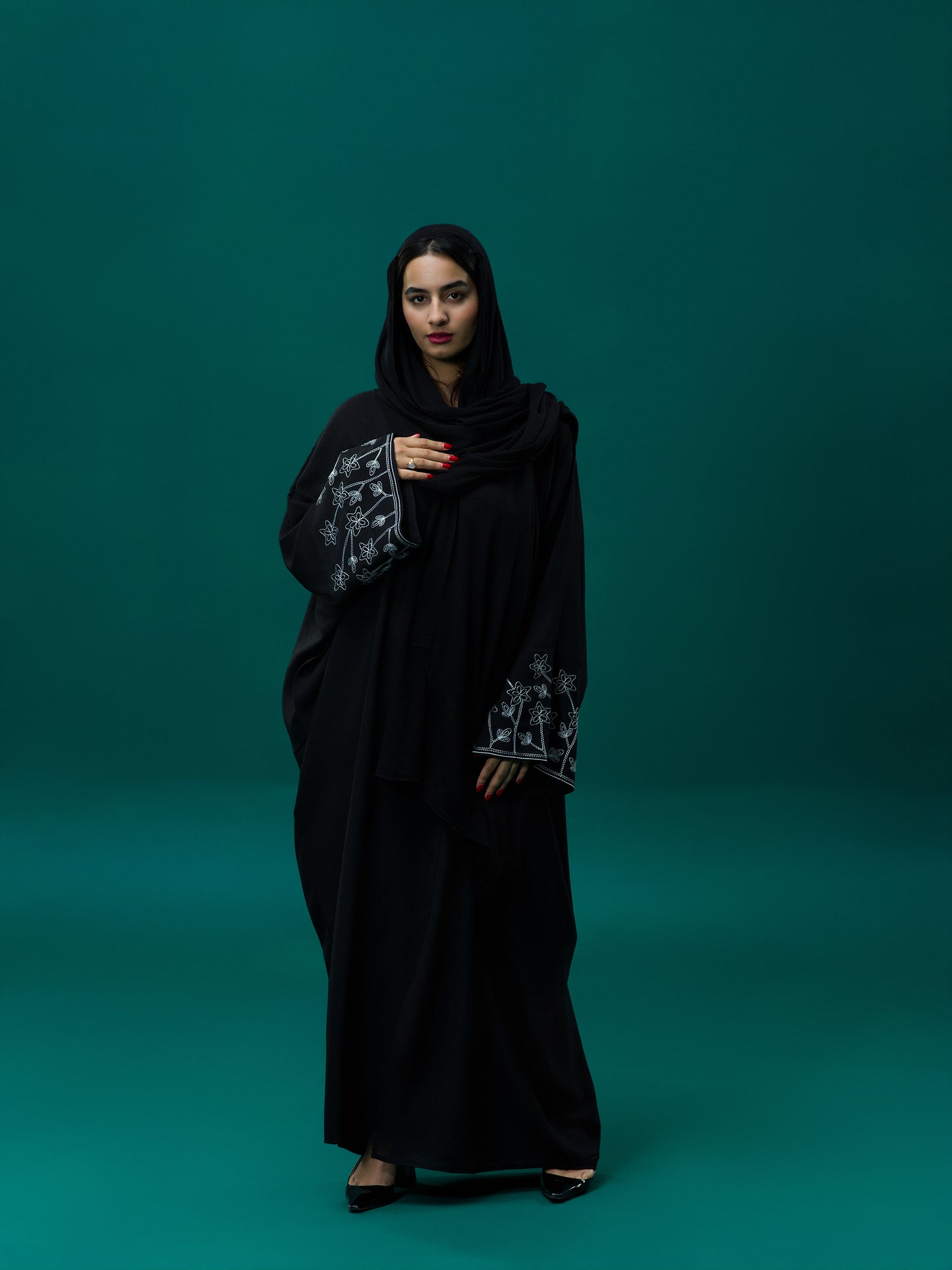 Black Abayani Floral