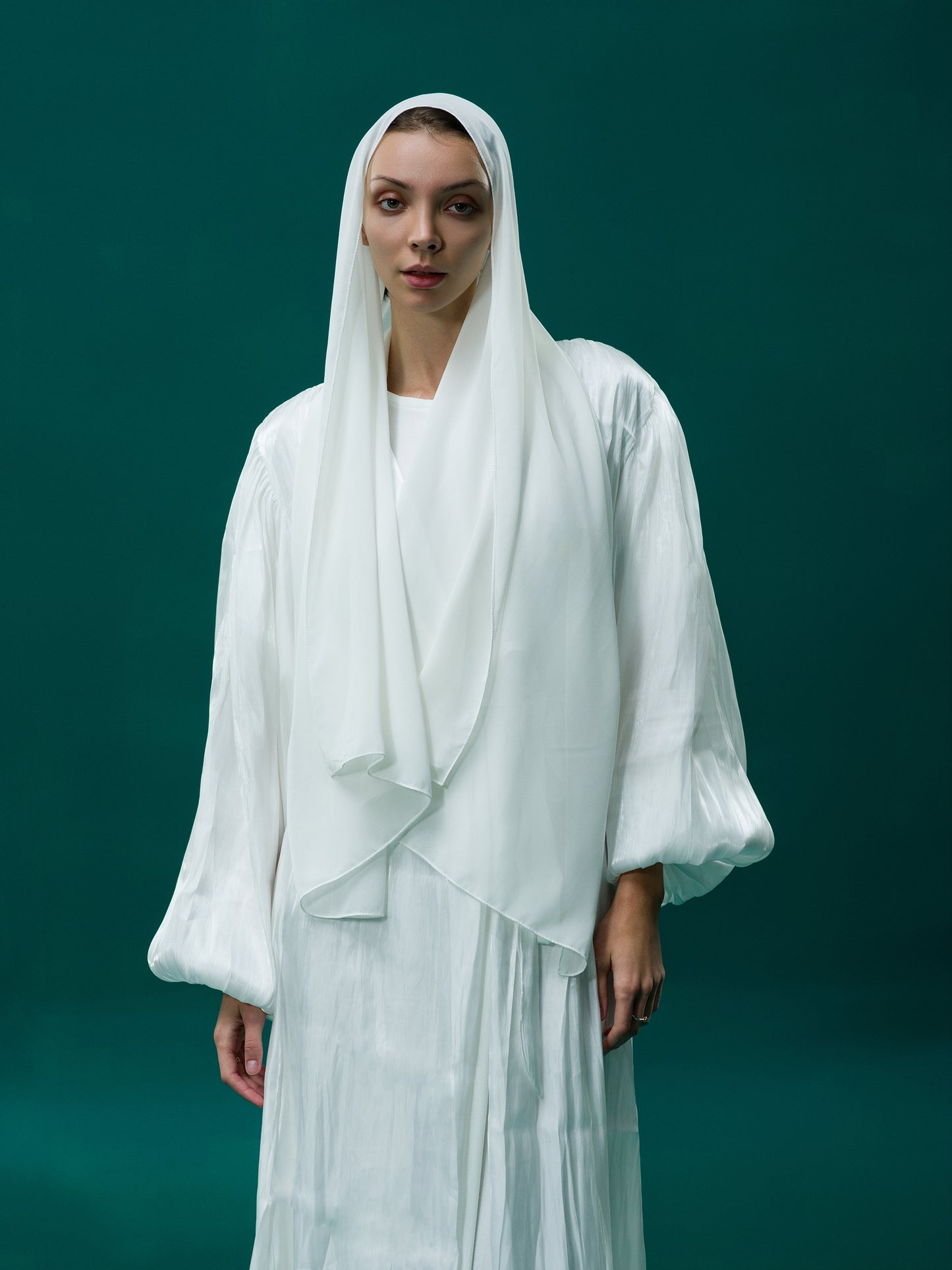 White Abaya